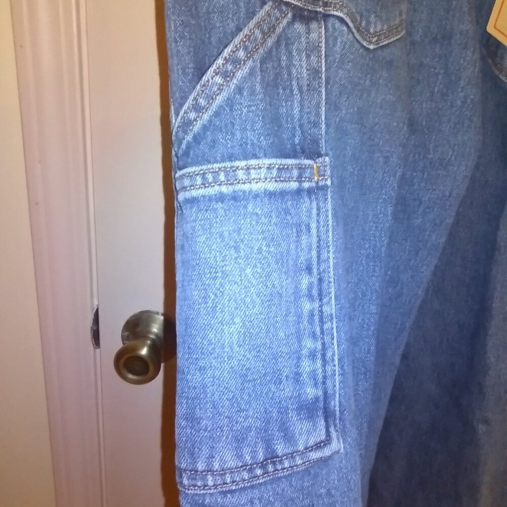 Levi's Workwear Utility Fit Jeans. - Picture 3 of 8